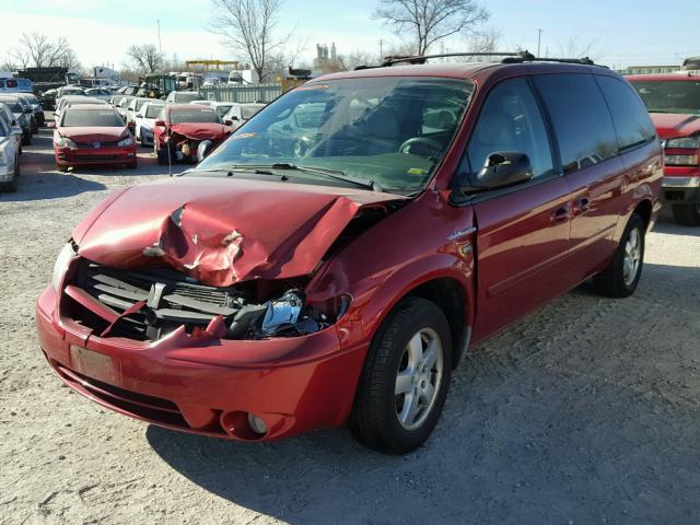 2D4GP44L65R345524 - 2005 DODGE GRAND CARA RED photo 2