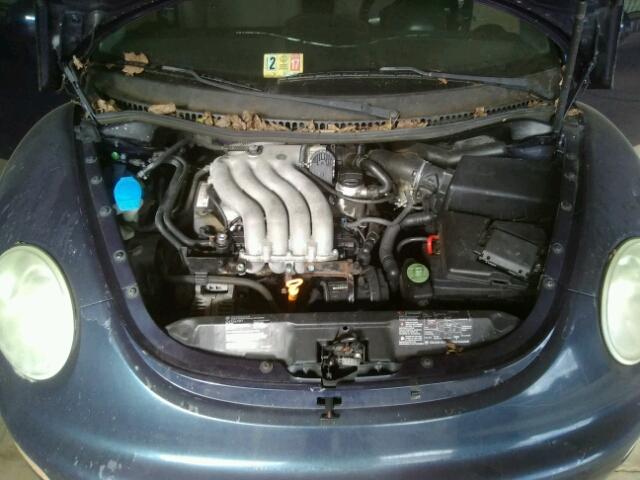 3VWBK21C51M431517 - 2001 VOLKSWAGEN NEW BEETLE 蓝色 照片 7