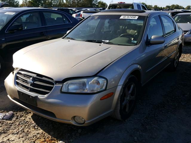 JN1CA31D81T837546 - 2001 NISSAN MAXIMA GXE SILVER photo 2