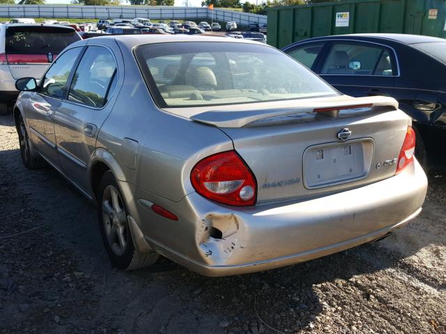 JN1CA31D81T837546 - 2001 NISSAN MAXIMA GXE SILVER photo 3