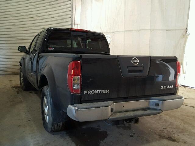 1N6AD06W68C449744 - 2008 NISSAN FRONTIER K BLACK photo 3