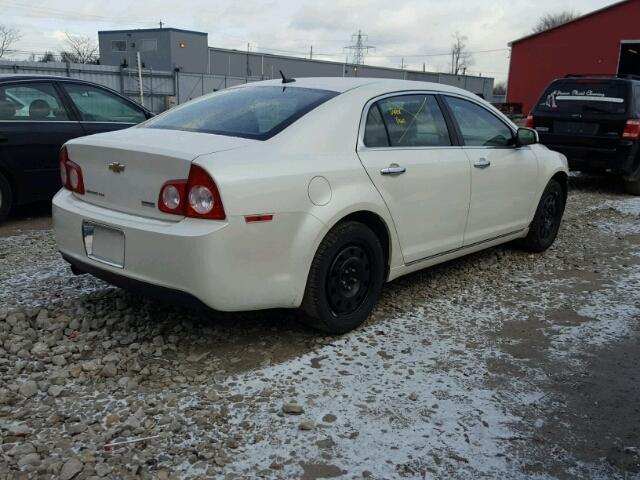 1G1ZE5E03AF232713 - 2010 CHEVROLET MALIBU LTZ WHITE photo 4