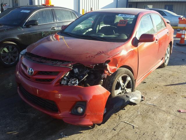 5YFBU4EE4DP157986 - 2013 TOYOTA COROLLA BA RED photo 2