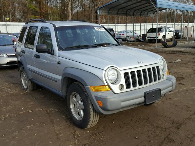 1J4GL48K55W712456 - 2005 JEEP LIBERTY SP GRAY photo 1