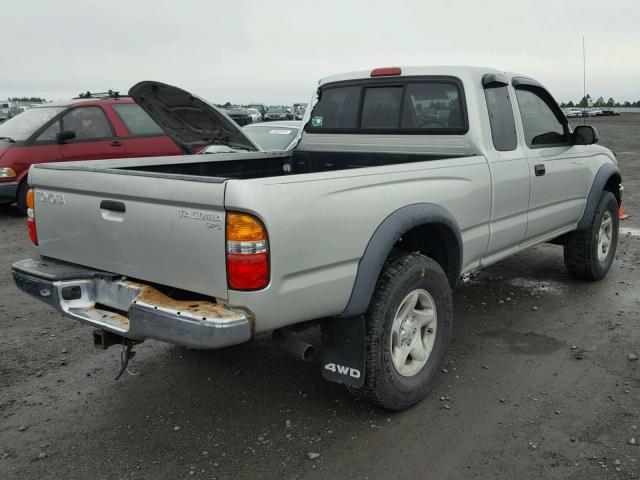 5TEWM72NX2Z130144 - 2002 TOYOTA TACOMA XTR SILVER photo 4