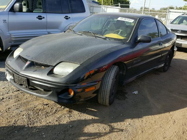 1G2JB124017417457 - 2001 PONTIAC SUNFIRE SE BLACK photo 2