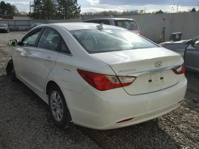 5NPEB4AC5BH146111 - 2011 HYUNDAI SONATA GLS WHITE photo 3