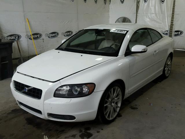 YV1MC67208J047791 - 2008 VOLVO C70 T5 WHITE photo 2