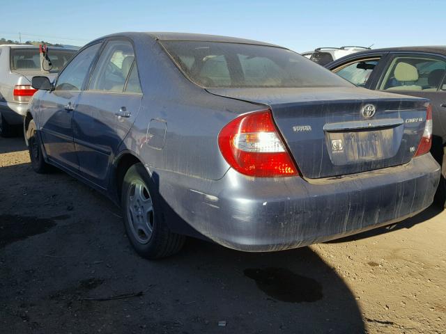 4T1BF30K63U543663 - 2003 TOYOTA CAMRY LE BLUE photo 3