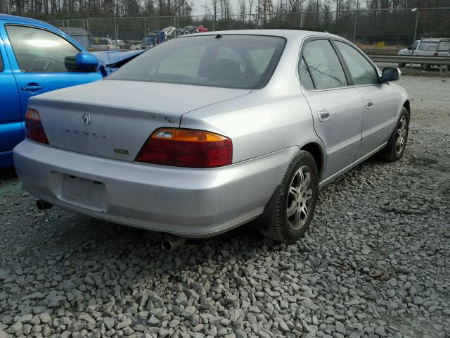 19UUA5673YA050155 - 2000 ACURA 3.2TL SILVER photo 4