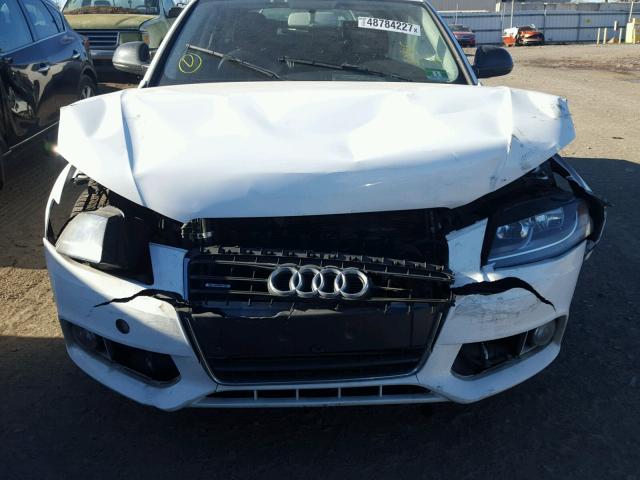 WAULF78KX9N026273 - 2009 AUDI A4 2.0T QU WHITE photo 9