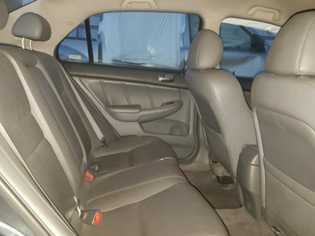 JHMCN36445C018614 - 2005 HONDA ACCORD HYB GRAY photo 6