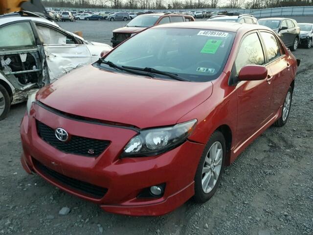 2T1BU4EE1AC451499 - 2010 TOYOTA COROLLA BA RED photo 2