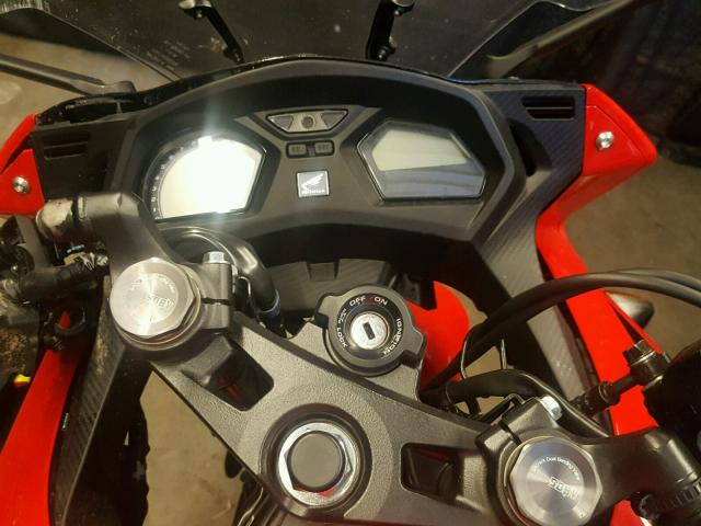 MLHRC7408J5400004 - 2018 HONDA CBR650 F RED photo 8