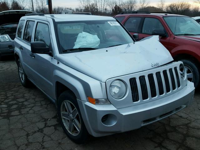 1J8FF28W37D413829 - 2007 JEEP PATRIOT SP SILVER photo 1