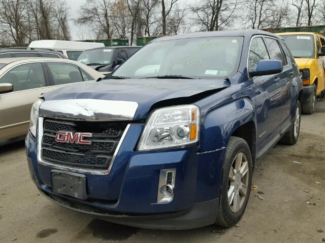 2CTFLCEW4A6282138 - 2010 GMC TERRAIN SL BLUE photo 2