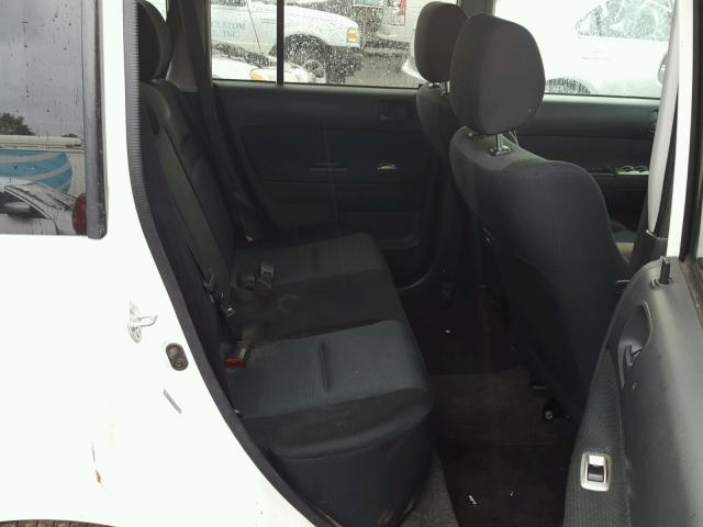 JTLKT324164098589 - 2006 TOYOTA SCION XB 白色 照片 6