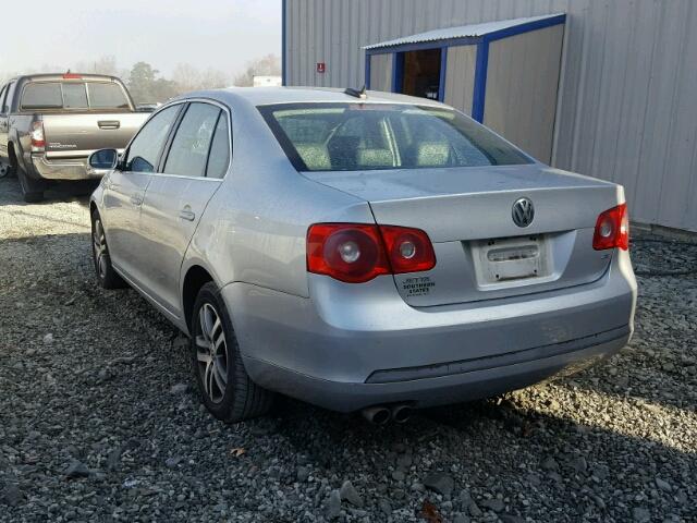 3VWSF71K26M766380 - 2006 VOLKSWAGEN JETTA 2.5 SILVER photo 3