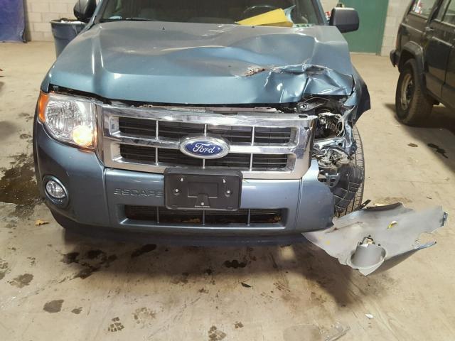 1FMCU0D79BKC01617 - 2011 FORD ESCAPE XLT BLUE photo 7