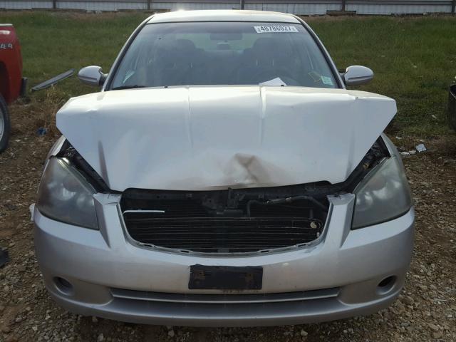 1N4AL11D65N413706 - 2005 NISSAN ALTIMA S SILVER photo 9