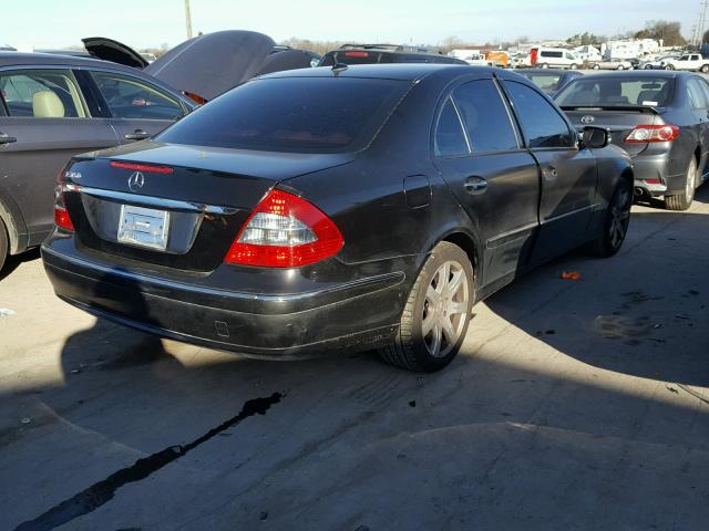 WDBUF56X27B061557 - 2007 MERCEDES-BENZ E 350 BLACK photo 4