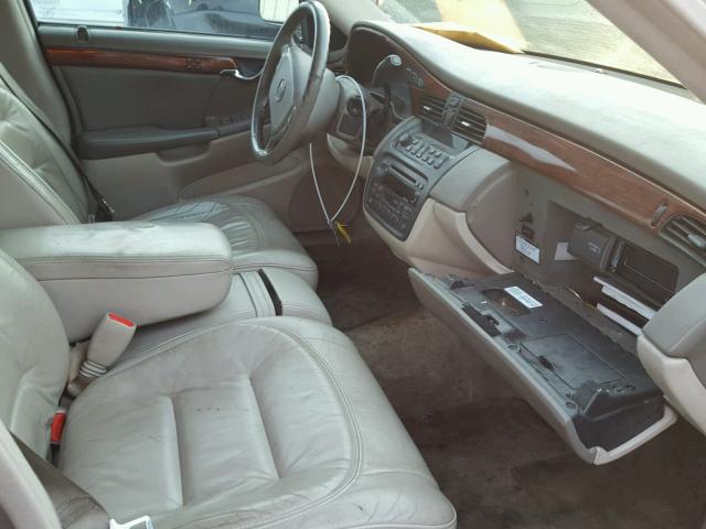 1G6KD54Y02U277417 - 2002 CADILLAC DEVILLE BEIGE photo 5