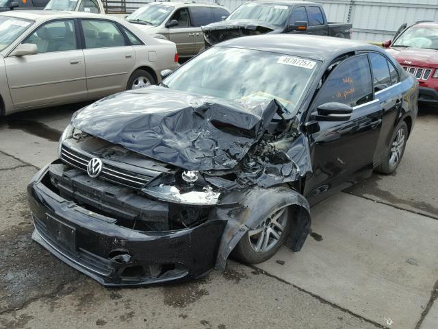 3VWDP7AJ8DM283020 - 2013 VOLKSWAGEN JETTA SE BLACK photo 2