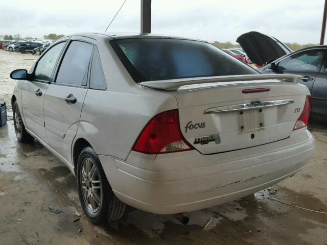 1FAFP383XYW180799 - 2000 FORD FOCUS ZTS WHITE photo 3