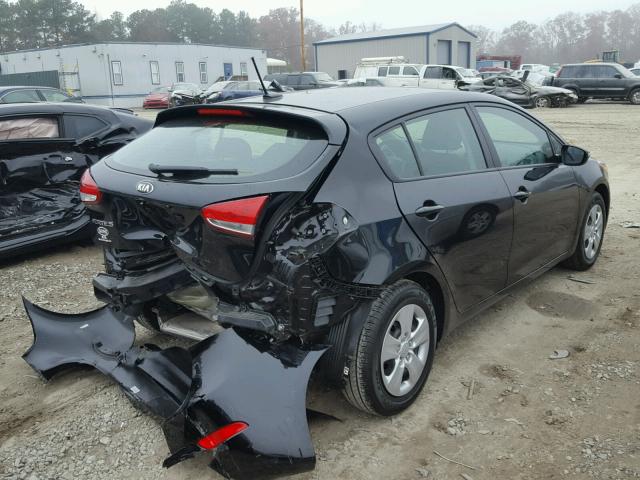 KNAFK5A82H5713659 - 2017 KIA FORTE LX BLACK photo 4