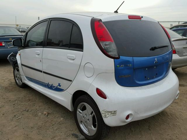 JA3215H14CU008887 - 2012 MITSUBISHI I MIEV ES WHITE photo 3