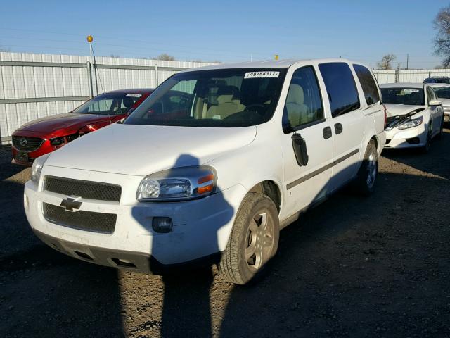 1GNDV23158D129883 - 2008 CHEVROLET UPLANDER L WHITE photo 2