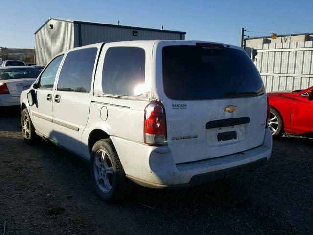 1GNDV23158D129883 - 2008 CHEVROLET UPLANDER L WHITE photo 3