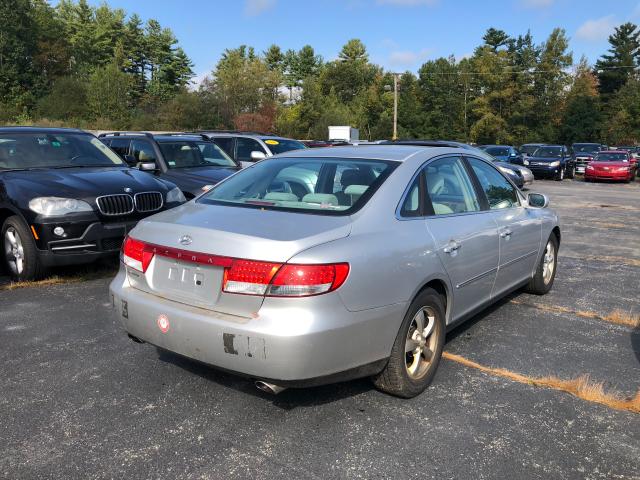 KMHFC46F17A199807 - 2007 HYUNDAI AZERA SE SILVER photo 4