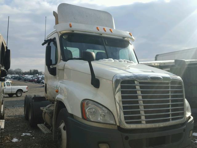1FUJGEDR2BSAV3324 - 2011 FREIGHTLINER CASCADIA 1 WHITE photo 1