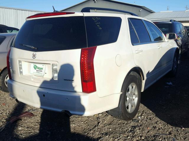 1GYEE637X60127313 - 2006 CADILLAC SRX WHITE photo 4