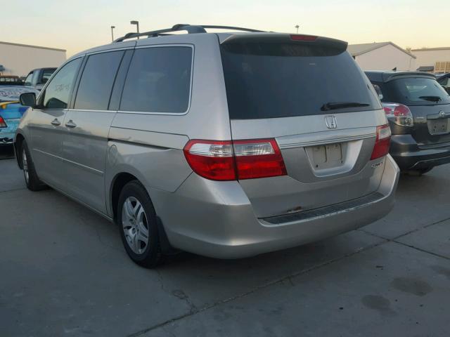 5FNRL38725B049176 - 2005 HONDA ODYSSEY EX SILVER photo 3