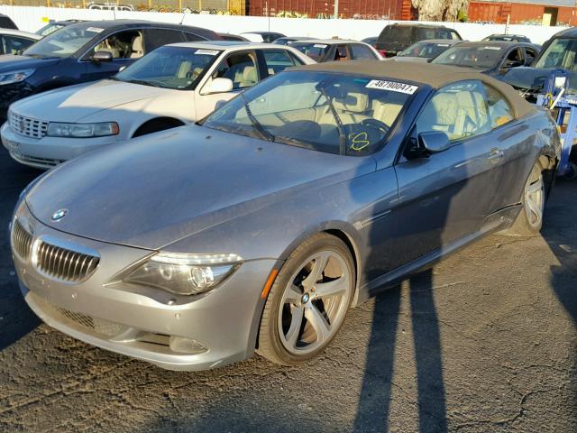 WBAEB53548CX60900 - 2008 BMW 650 I GRAY photo 2