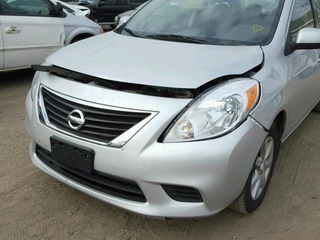 3N1CN7AP9EL815782 - 2014 NISSAN VERSA S SILVER photo 9