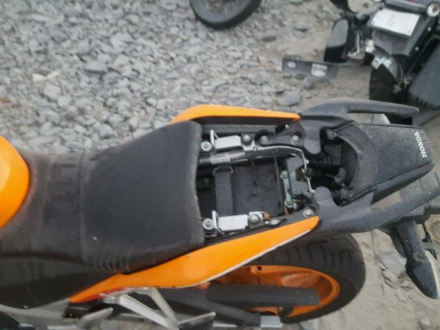 MLHMC4101D5302224 - 2013 HONDA CBR250 R ORANGE photo 6