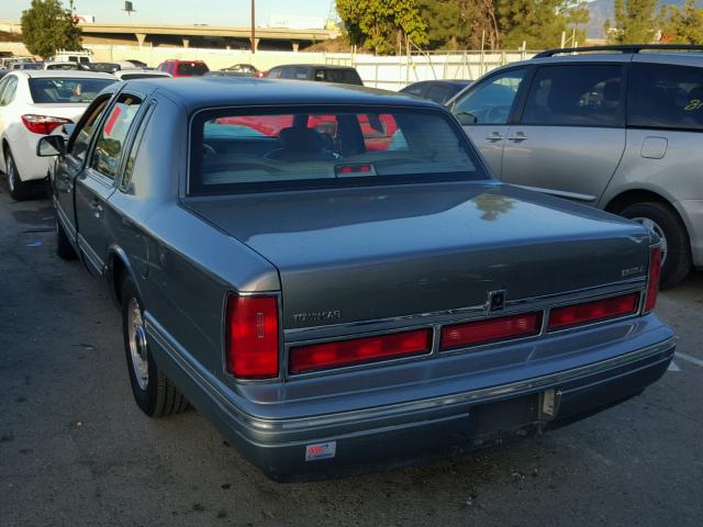 1LNLM81W2VY668373 - 1997 LINCOLN TOWN CAR E GREEN photo 3