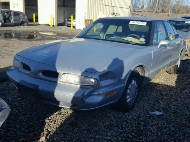 1G3HN52K0V4839291 - 1997 OLDSMOBILE 88 BASE SILVER photo 2