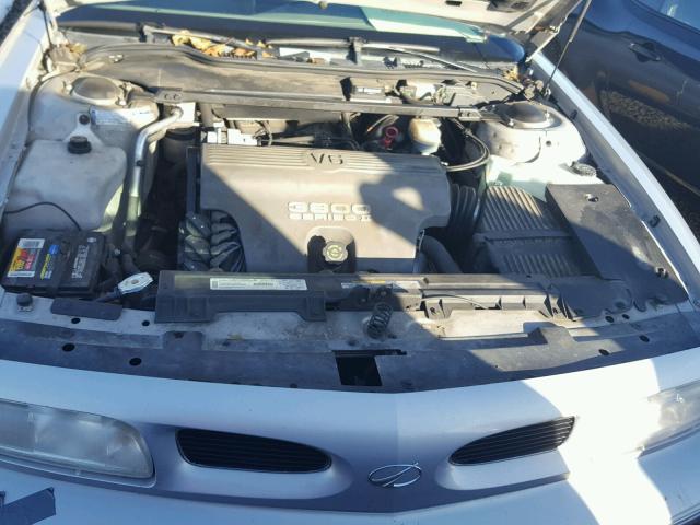 1G3HN52K0V4839291 - 1997 OLDSMOBILE 88 BASE SILVER photo 7