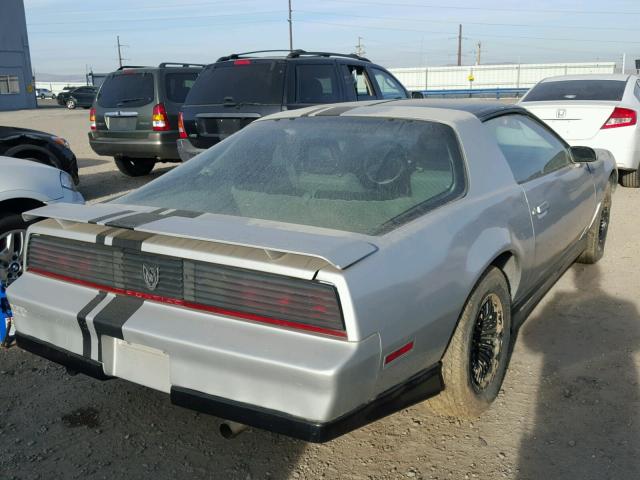 1G2AW87H0DN215663 - 1983 PONTIAC FIREBIRD T TWO TONE photo 4