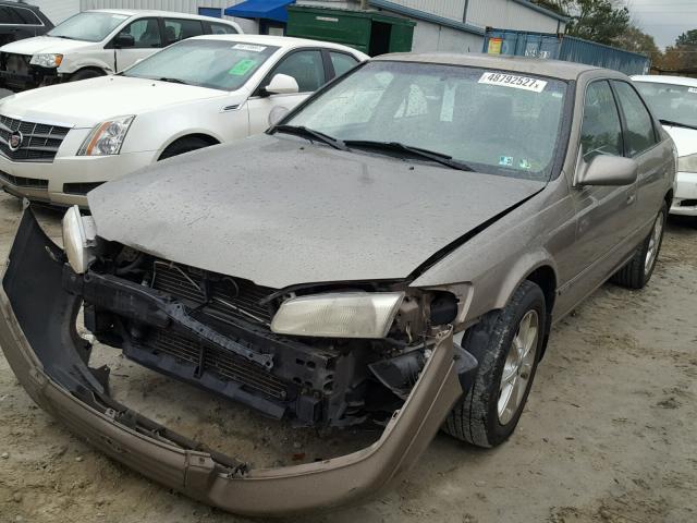 JT2BF22K8X0167243 - 1999 TOYOTA CAMRY LE თაფლისფერი ფოტო 2