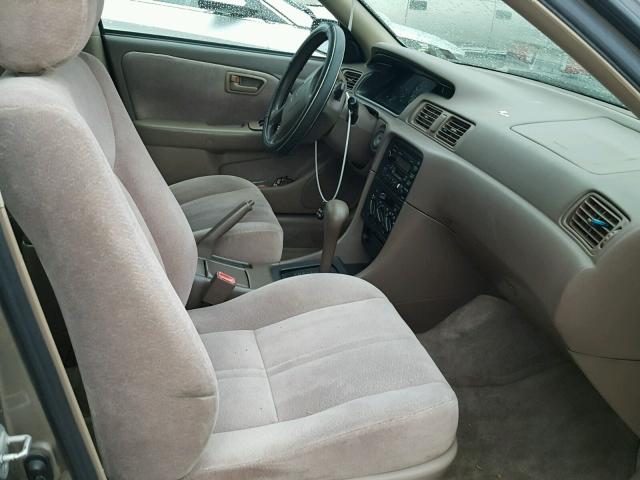 JT2BF22K8X0167243 - 1999 TOYOTA CAMRY LE თაფლისფერი ფოტო 5