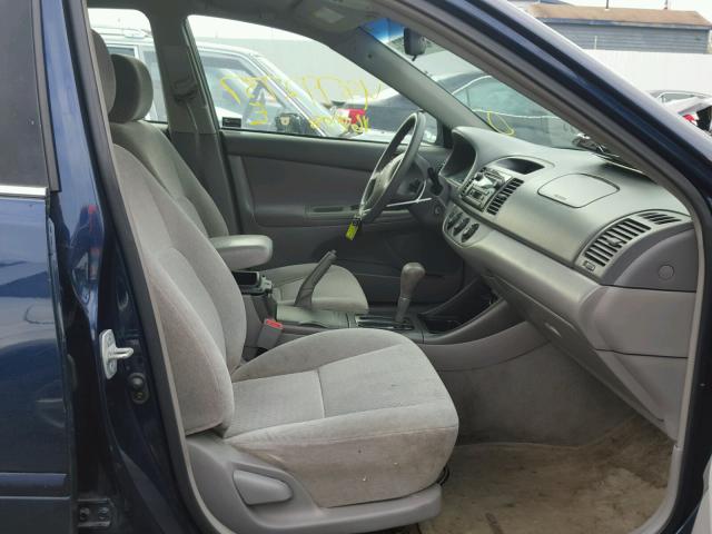 4T1BE32K53U672297 - 2003 TOYOTA CAMRY LE ლურჯი ფოტო 5