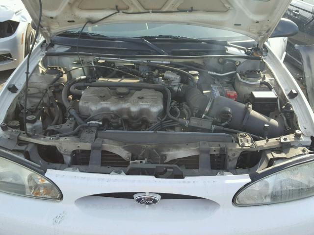 3FAFP13P82R128726 - 2002 FORD ESCORT WHITE photo 7