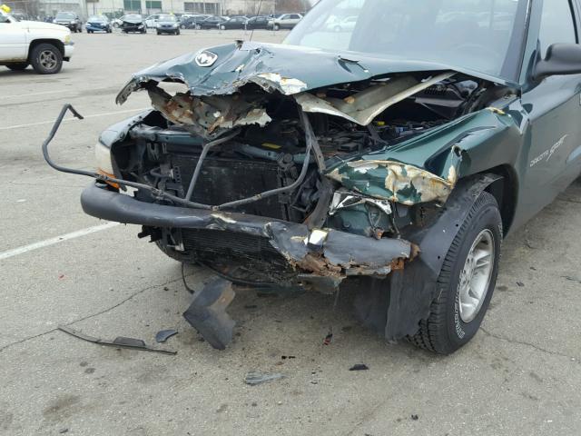 1B7GL2AX9YS671759 - 2000 DODGE DAKOTA QUA GREEN photo 9