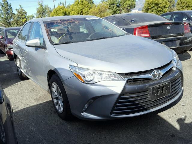 4T4BF1FK3GR549816 - 2016 TOYOTA CAMRY LE SILVER photo 1