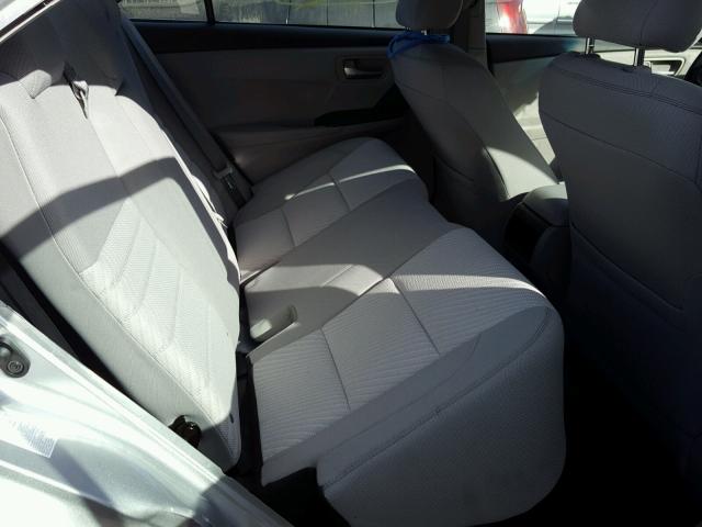 4T4BF1FK3GR549816 - 2016 TOYOTA CAMRY LE ვერცხლისფერი ფოტო 6